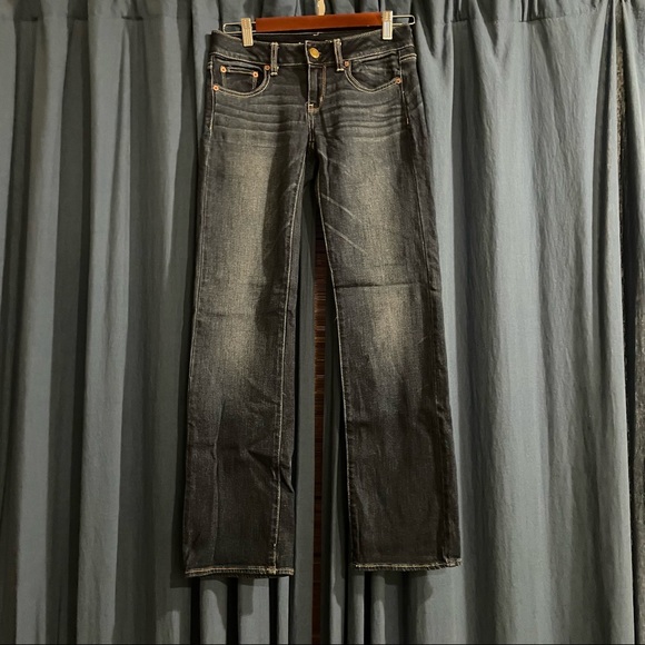 American Eagle jeans, Sz 4 S, Straight Leg - Picture 3 of 4